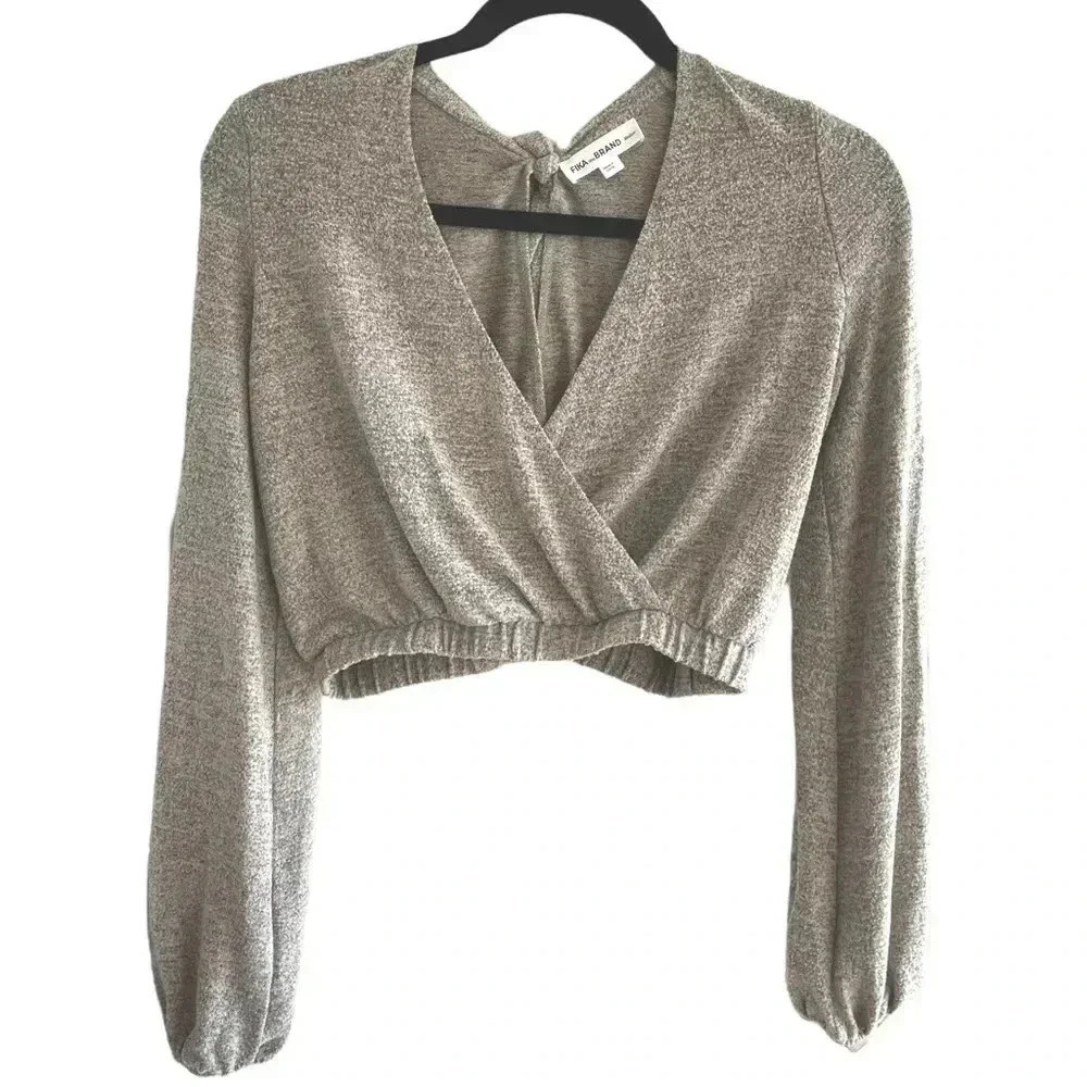 Crop Long Sleeve Wrap Top M Fika the Brand